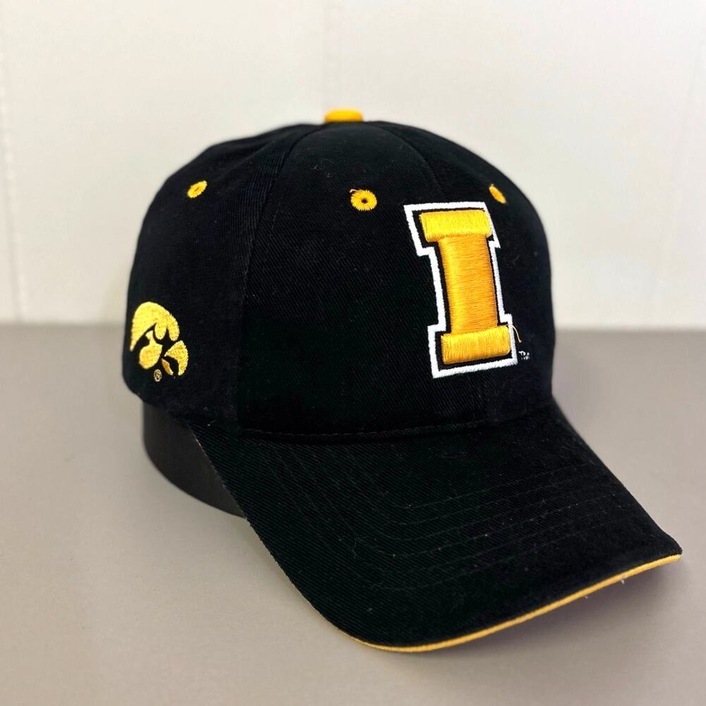 NCAA IOWA HAWKEYES HAT